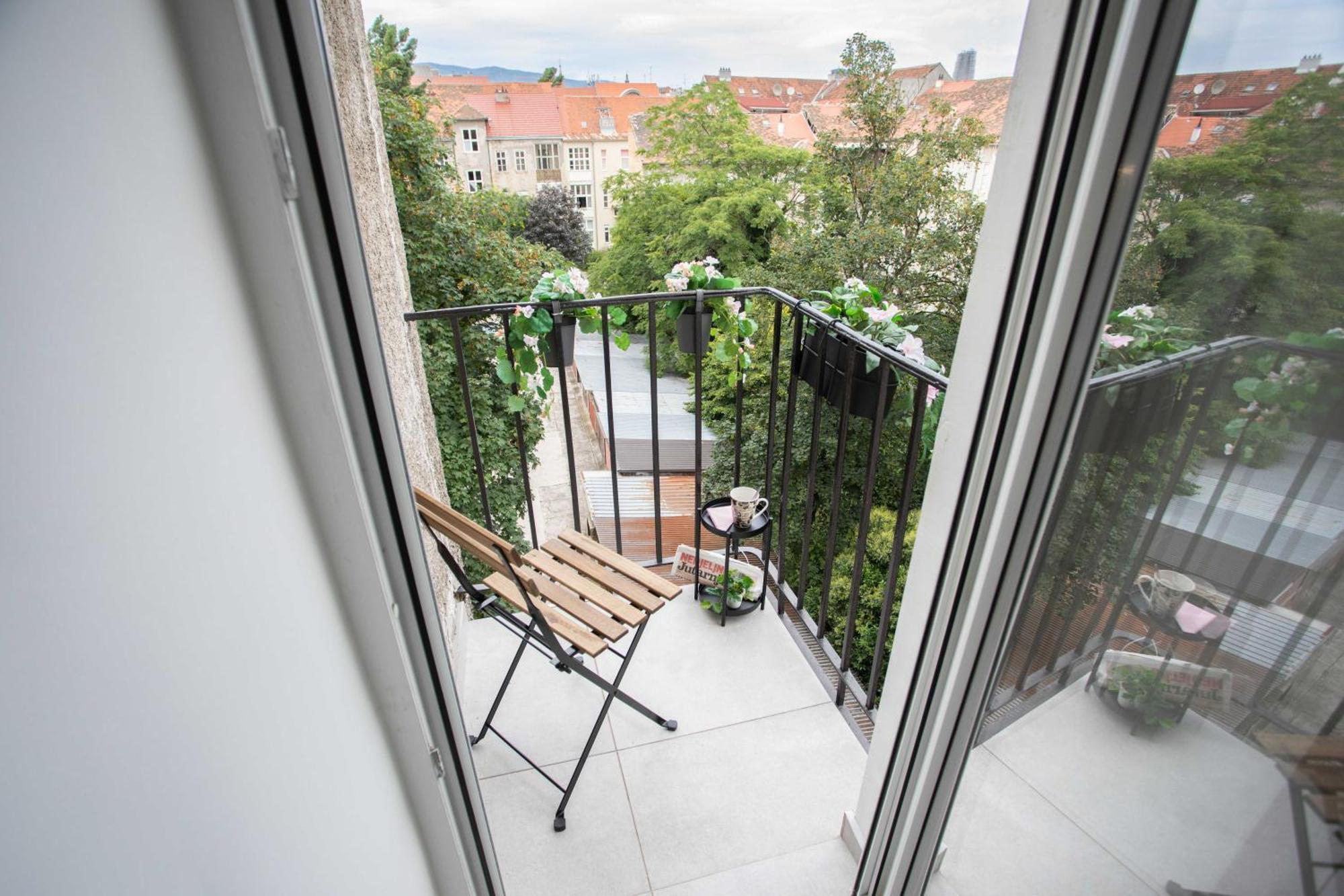 Bright And Modern Apartments In City Center Ζάγκρεμπ Εξωτερικό φωτογραφία